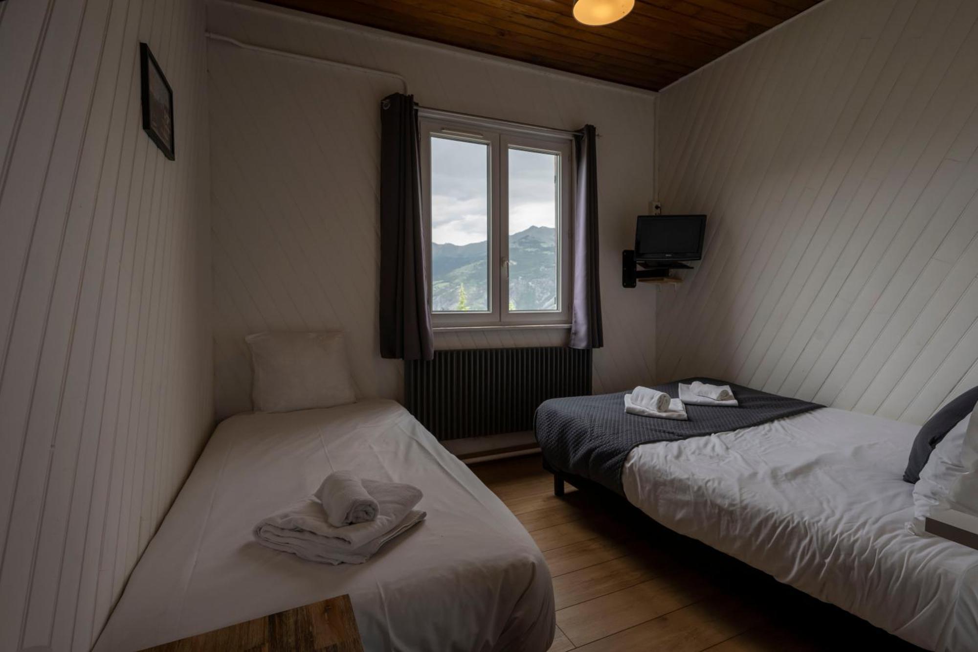 Hotel Les Flocons เลอโซซ ภายนอก รูปภาพ