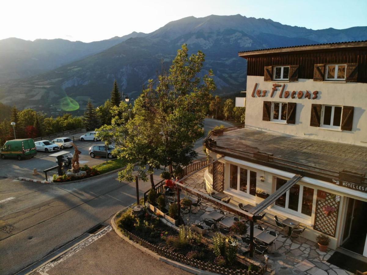 Hotel Les Flocons เลอโซซ ภายนอก รูปภาพ